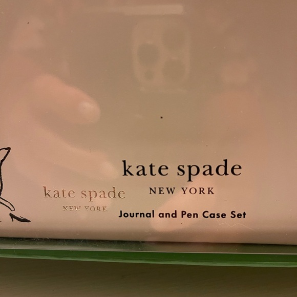 Kate Spade ♠️ Dog Party Journal and pen case set - Picture 2 of 6